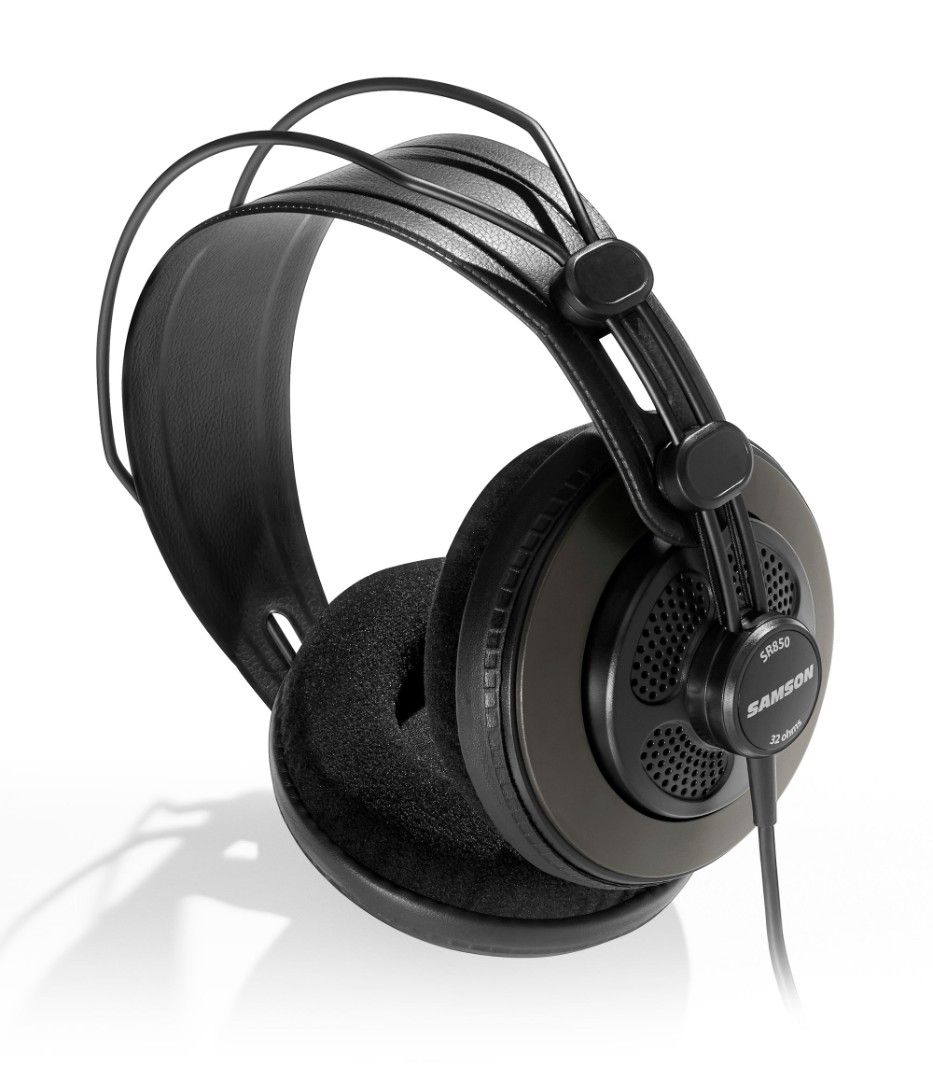 Samson SR850 32 Ohm Professional Studio Headphones (Category: Headphones & Headsets) located in Cavite. Submitted by azarconjo67002 (Listing ID 1459338914, Image 2). Description: - Samson SR850 Studio Headphones - 32 Ohm impedance - Semi open-back - Includes 1/4" adapter - Perfect for mixing and monitoring - Comfortable padded earcups - With box - Test before paying - Only used once.