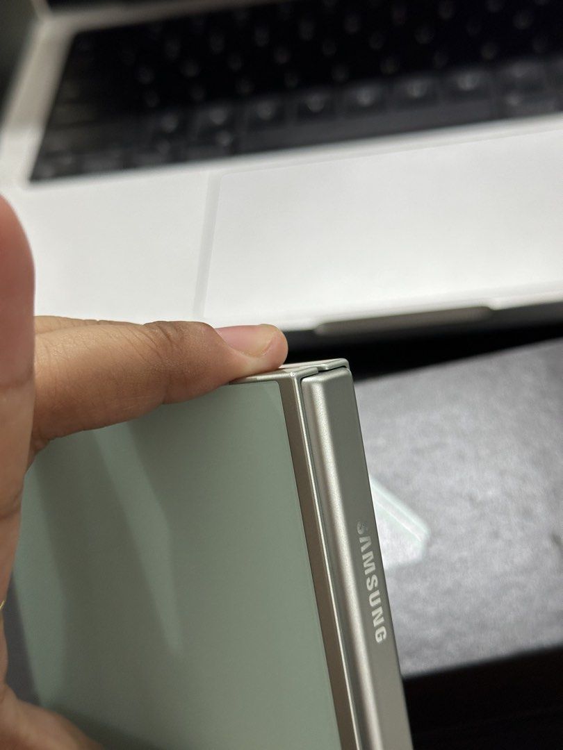 Samsung Galaxy Flip 6, 512gb (Category: Samsung) located in Quezon City. Submitted by hellosydney78 (Listing ID 1459338840, Image 3). Description: - Samsung Galaxy Flip 6 - 512GB Storage - Stylish and compact flip design - Perfect for on-the-go.