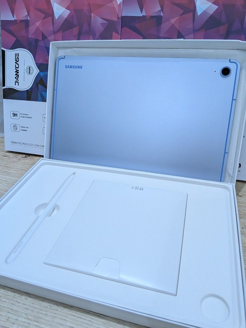 Samsung Tab S10 FE Wifi 128GB (Category: Android) located in Rosales. Submitted by recoveringshopaholic123 (Listing ID 1459290675, Image 2). Description: ✅ Price is FIRM. Will pass on any offers lower than asking price. ✅ (Almost New) Samsung Tab S10 FE 8GB + 128GB Blue Wi-Fi model 🩷 Condition: Almost Brand New -bought from 🍊 app just last month (Aug 2026) -Used for light reading for only 2 weeks then put back in its box -NO software issues -NO