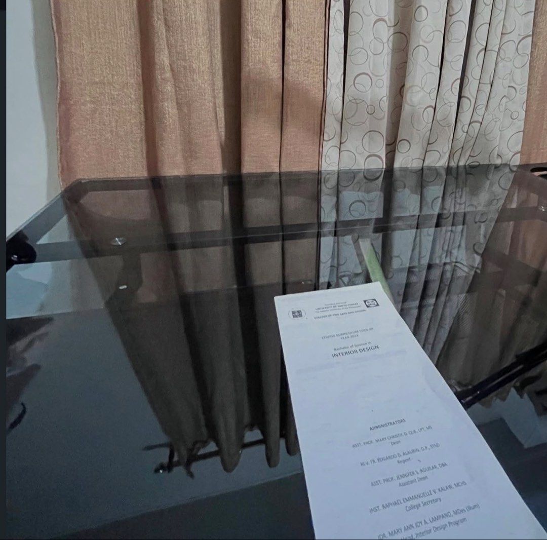 Secondhand ❗️Drafting Table WITHOUT chair (Category: Tables & Sets) located in Quezon City. Submitted by suzaine_108 (Listing ID 1459363183, Image 2). Description: RFS: Decluttering GLASS DRAFTING TABLE without the chair Used for only 8 months by an Interior Design student. Disassembled for delivery convenience. Delivery: Grab express or Lalamove Project 7, Quezon city.