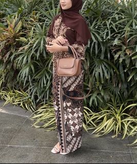 (Category: ) located in . Submitted by aqiilah83 (Listing ID 1459342669, Image 1). Description: .