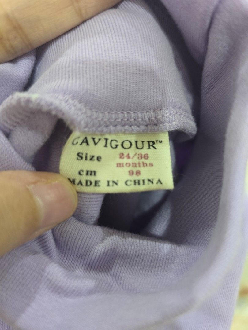 Shanghai Winter kids turtleneck 2-3t used once (Category: Babies & Kids Fashion) located in Pasay City. Submitted by declutteringmomshi (Listing ID 1459337708, Image 2). Description: bought in Shanghai. used once Sold as set.
