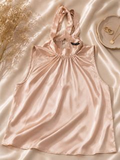 (Category: ) located in . Submitted by revivecloset99 (Listing ID 1459411740, Image 1). Description: .