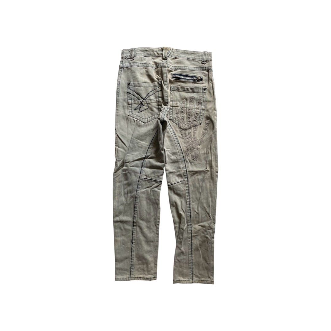 Skeleton biker y2k jeans (Category: Jeans) located in Manila. Submitted by finofindthisart (Listing ID 1459379731, Image 1). Description: Length 39 Waist 30 Hems 7 Measured it by inches Issue: N/A This is a pre-loved/thrifted items and may show minor signs of issue due to its vintage nature. Kindly manage expectations. No refunds or exchanges will be accepted. 📍Pasay City DM for inquiries..