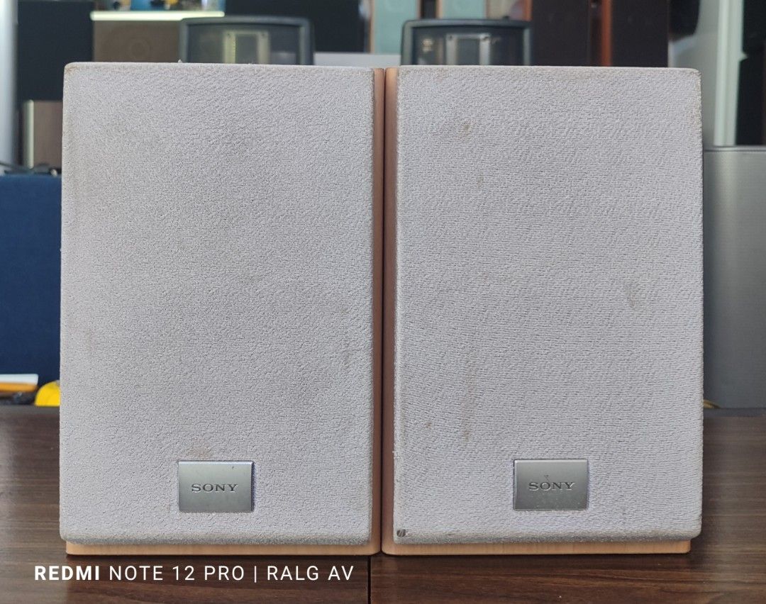 Sony SS-CM333 Bookshelf Speakers (Category: Soundbars, Speakers & Amplifiers) located in Bulacan. Submitted by ronald277077025 (Listing ID 1459371432, Image 2). Description: SONY 2 WAY 4 50 WATTS 6 OHMS 4" CONE WOOFER DOME TYPE TWITTER BASS REFLEX Location Sta Maria Bulacan Shipping at buyers expense.