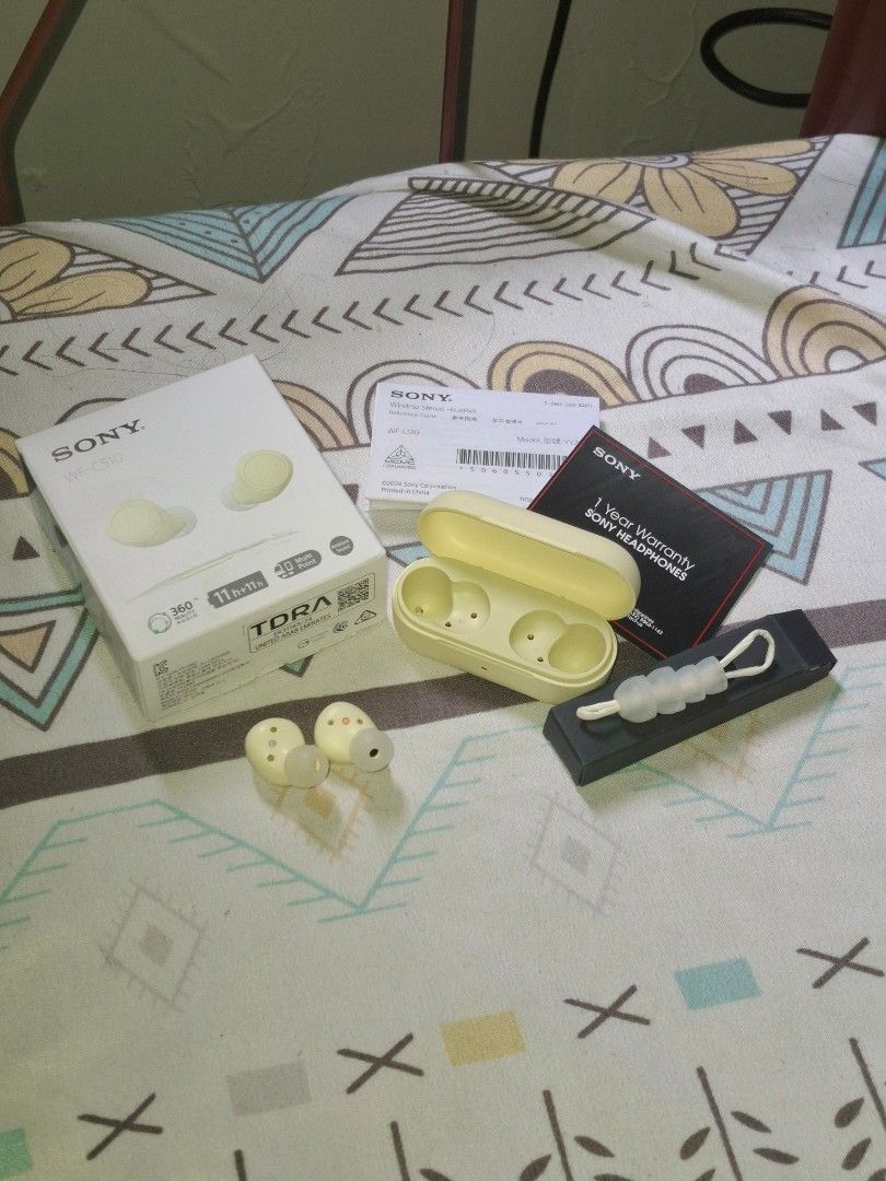 Sony WF-C510 RIGHT Earbud Working (Category: Earphones) located in Malabon City. Submitted by eleventh_mistress (Listing ID 1459324095, Image 1). Description: -Only for WF-C510 Sony Earbuds user who needs a left earbud as it doesn't sync for a new user if the right earbud is missing. - All accessories shown in the photos are included. - Deep Cleaned with extra earbud tips for a squeeky clean experience..