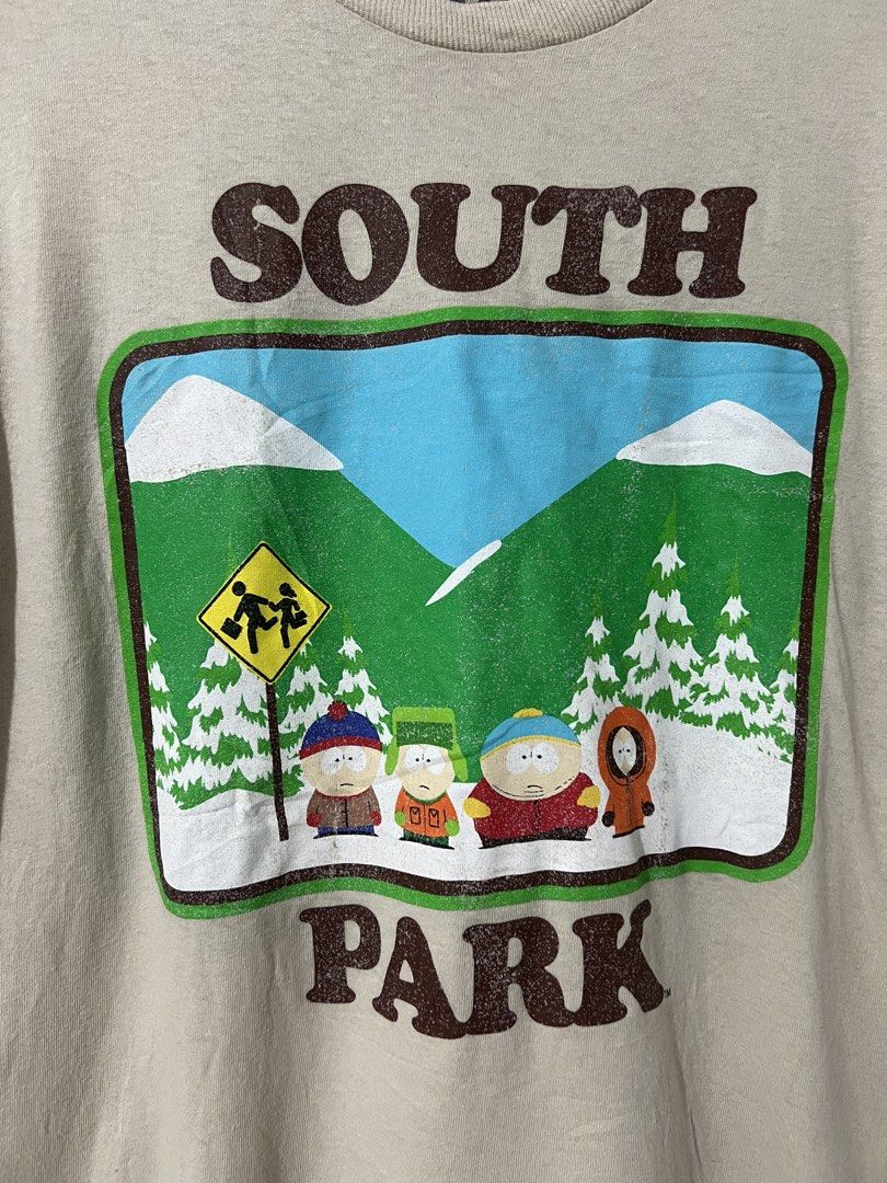 South Park (Category: Tshirts & Polo Shirts ) located in Jaen. Submitted by 17thstreetclo.bymkdl (Listing ID 1459396309, Image 2). Description: South Park 9/10 color rate Issue stain see photo need wash fresh from bale 21x30 dimensions .