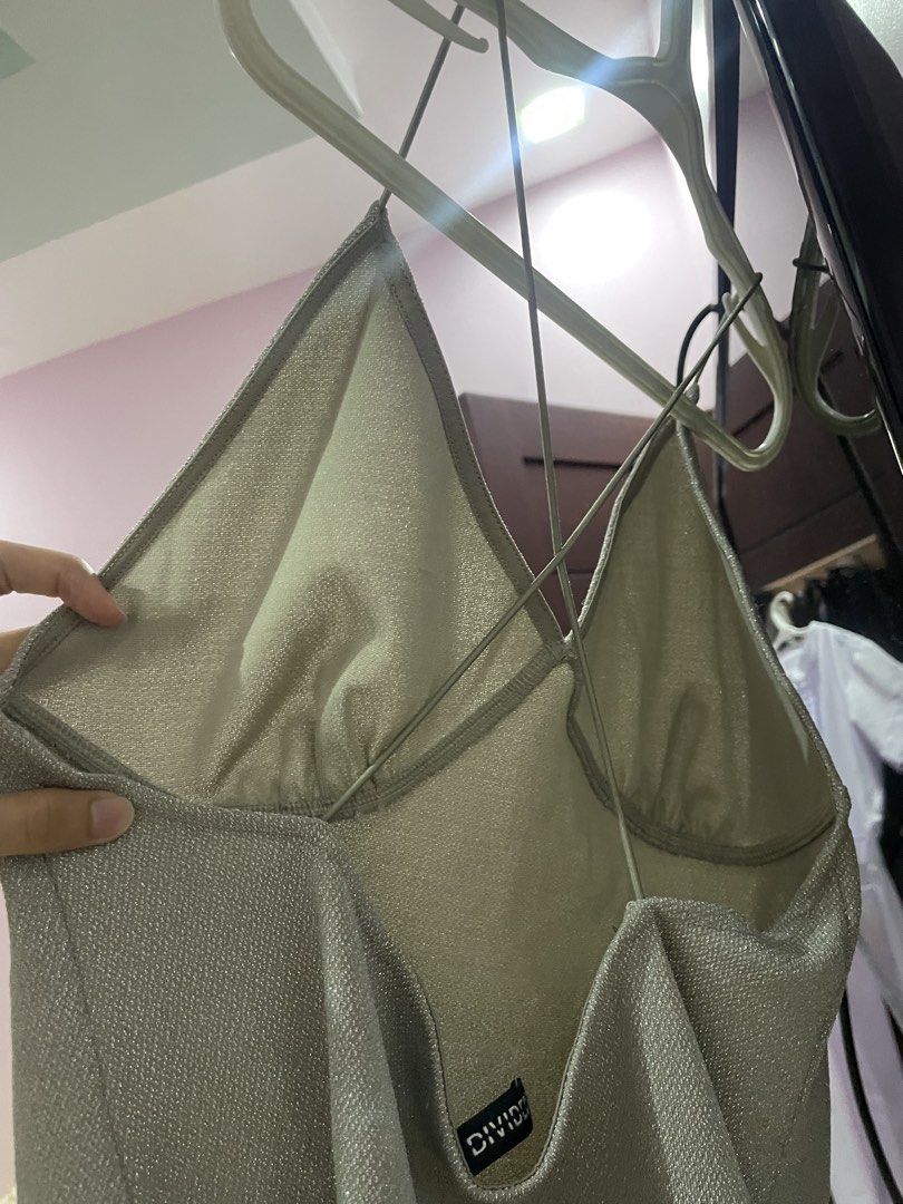 Sparkly Backless Dress (Category: Dresses) located in San Fernando. Submitted by acryhy (Listing ID 1459417622, Image 2). Description: BRAND NEW NEVER WORN RFS: MALUWANG.
