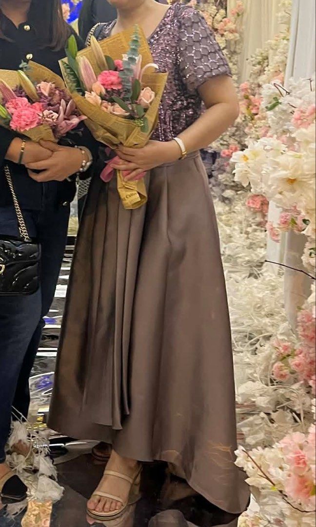Sparkly Sequin Top with Flowy Maxi Skirt (Category: Sets or Coordinates) located in Las Pinas. Submitted by binkycakes (Listing ID 1459357482, Image 1). Description: - Beautiful sequined top with short sleeves - Flattering neckline - Flowy, pleated maxi skirt in neutral taupe - Comfortable fit - Ideal for events and parties.