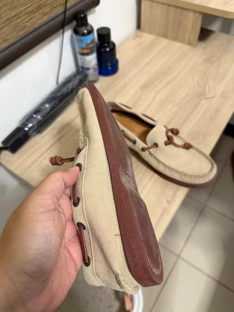 Sperry Boat Shoes US 7 (Category: Casual Shoes) located in Caloocan City. Submitted by kosmofrance (Listing ID 1459399360, Image 3). Description: - Classic Sperry boat shoes - Beige suede with brown leather laces - Size: US 7 - Ideal for casual wear, summer outings, and everyday use - Comfortable and stylish.