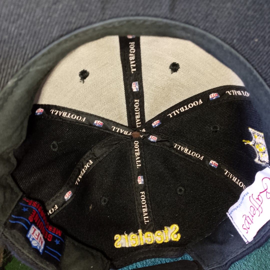 STEELERS SNAPBACK (Category: Caps & Hats) located in Cainta. Submitted by jheyypagudar (Listing ID 1459340216, Image 3). Description: WASHABLE BEFORE OUT.