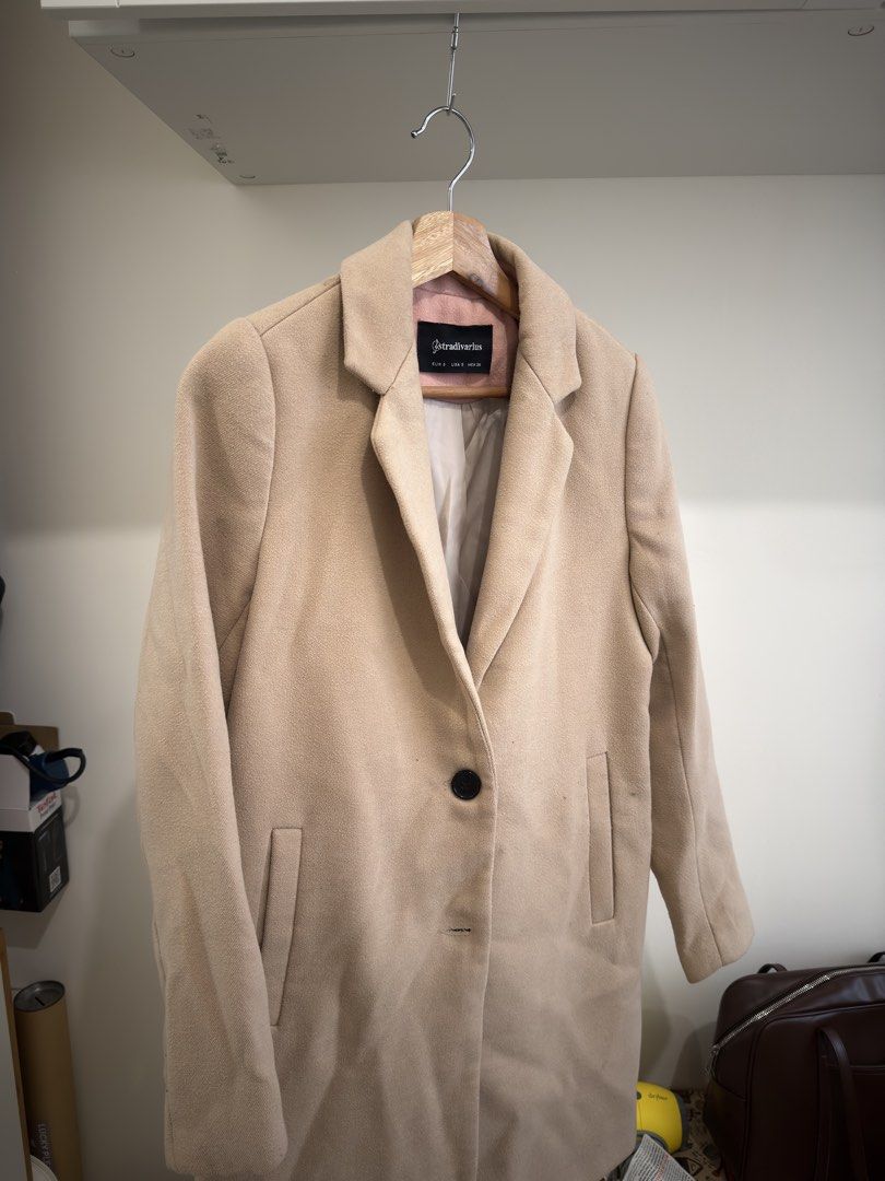 Stradivarius Womens Small Pea Coat (Category: Coats, Jackets and Outerwear) located in Manila. Submitted by kuyamene (Listing ID 1459366176, Image 1). Description: Womens small size Peacoat Good condition Used only for winter trips RFS decluttering.
