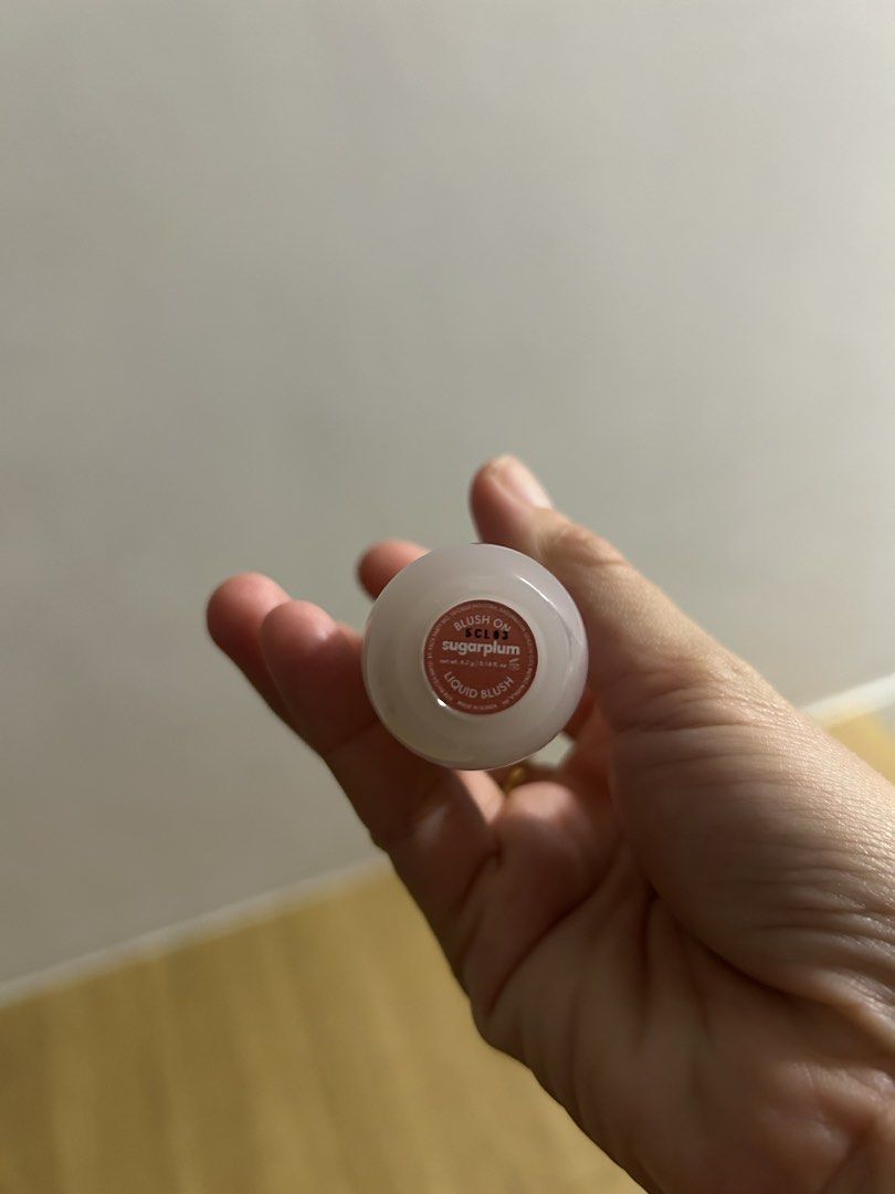 Sunnies Face Blush On (Category: Makeup) located in Quezon City. Submitted by chastnavarrete (Listing ID 1459471397, Image 2). Description: - Shade: Sugarplum - Just bought it and it’s not for me.