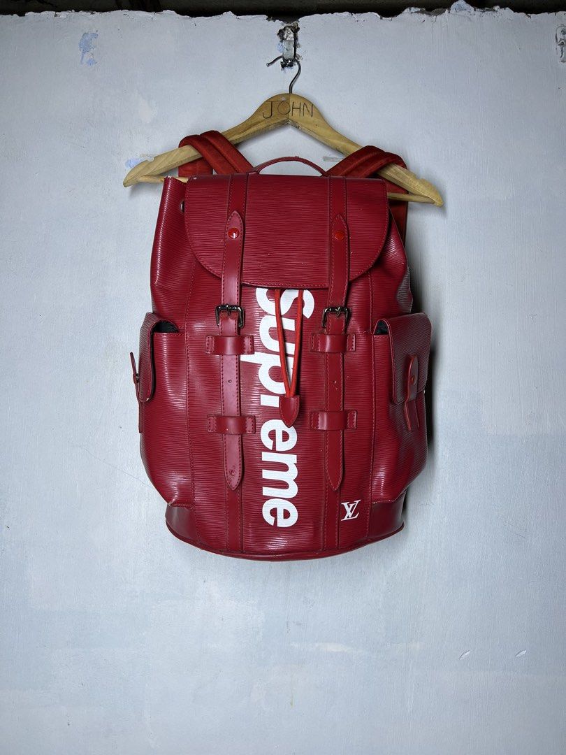 Supreme X Louis Vuitton (Category: Luxury Bags & Wallets) located in Tacurong. Submitted by jayve_ukaysell (Listing ID 1459457543, Image 1). Description: Supreme X LV off/legit Message me for more details .