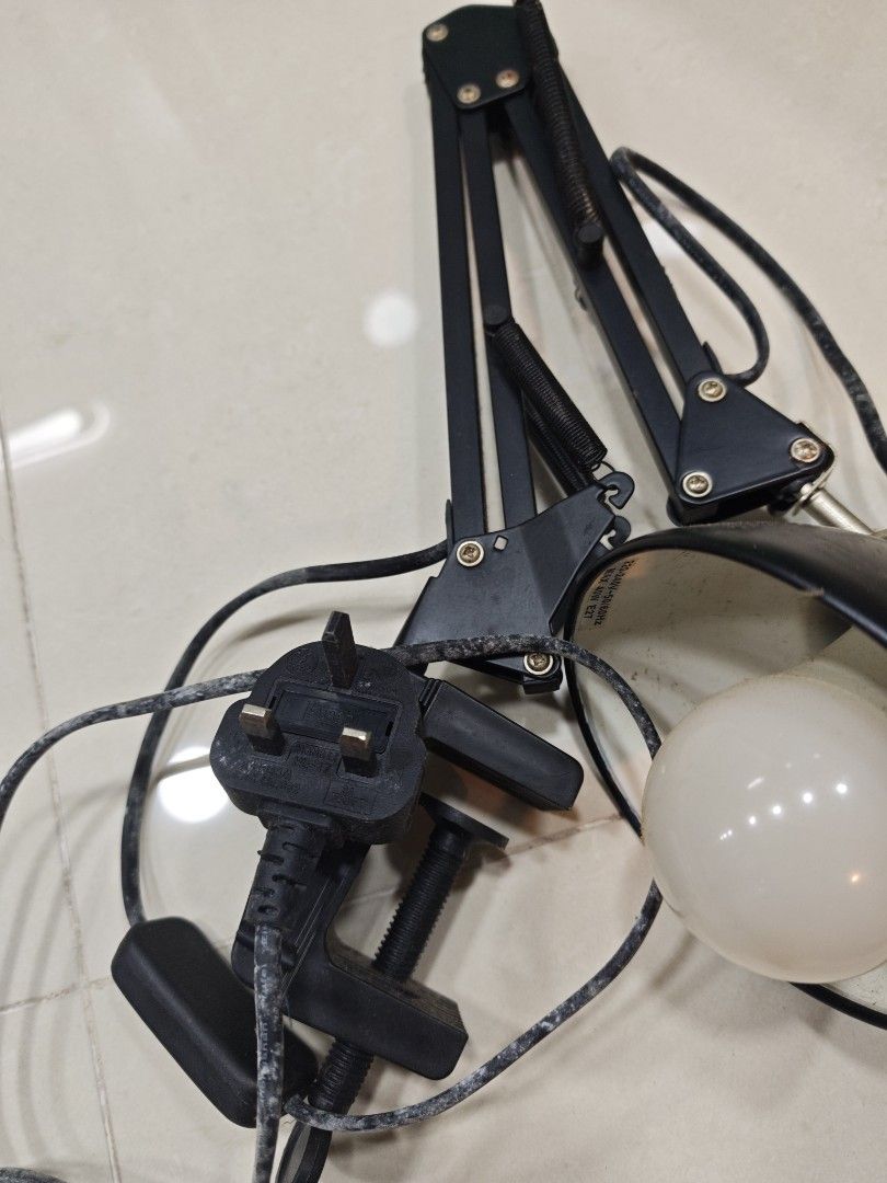 Table light (Category: Lighting) located in Singapore. Submitted by iisg- (Listing ID 1459408682, Image 3). Description: - Nike table light - Ideal for desks or rooms.