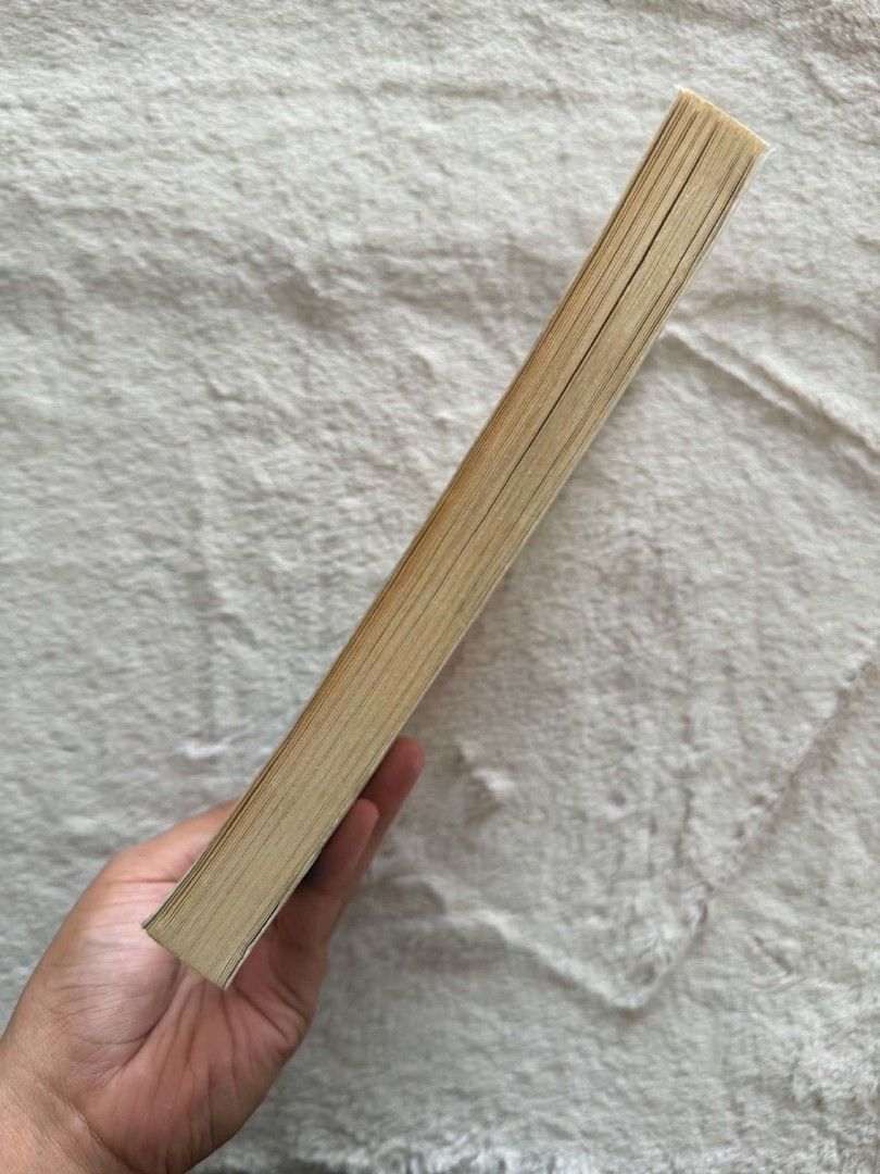 The BFG - Roald Dahl (Category: Storybooks) located in Santiago. Submitted by bookworm_club (Listing ID 1459340200, Image 3). Description: 📚no cancellation, return or exchange. 📚secondhand books. some books are in good condition while some has minimal flaws (foxing, creases, dog-eared pages, etc.) 📚reasonable haggling is allowed. 💰MOP: For same day pickup - CASH & BANK TRANSFER For shipping or scheduled pickup - BANK TRANSFER 🚚MOD: •Store pi