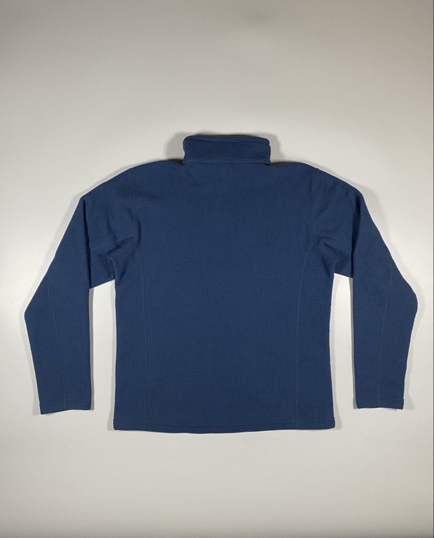The North Face Waffle Fleece Jacket Mens (Medium) (Category: Coats, Jackets and Outerwear) located in Porac. Submitted by pepasoutdooressentials (Listing ID 1459407620, Image 3). Description: The North Face Waffle Fleece Jacket Mens (Medium) - Light and warm. Dimension Width: 22" Length: 26.5" Condition: Excellent Issue: None See pics for more details Color may vary due to lighting Location: Pampanga Disclaimer: Not associated/affiliated to poste
