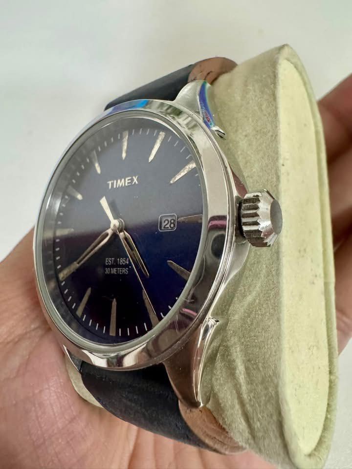 Timex (Category: Luxury Accessories) located in Manila. Submitted by aykathings (Listing ID 1459356979, Image 3). Description: .