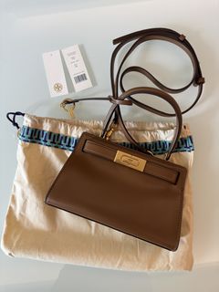 （分類：）位於 。 由 alleshalin20 提交（商品編號 1459312657，圖片 1）。簡介： 。