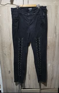 (Category: ) located in . Submitted by thriftersthrift (Listing ID 1459301104, Image 1). Description: .