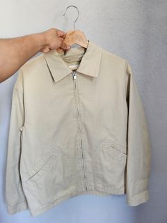 (Category: ) located in . Submitted by uniqloprelove (Listing ID 1459324465, Image 1). Description: .