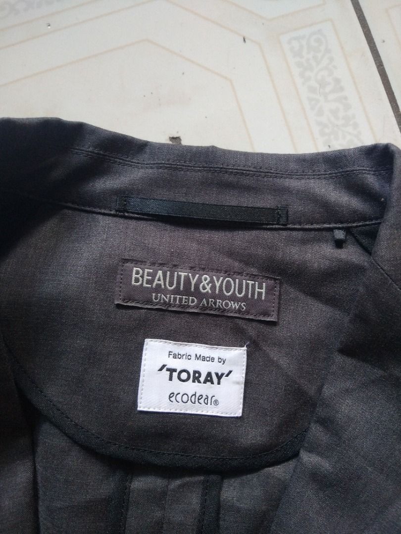 United Arrows B&Y Toray Unlined Blazer M (Category: Coats, Jackets and Outerwear) located in Pasay City. Submitted by denimdude.ph (Listing ID 1459399928, Image 3). Description: .