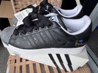 （分類：）位於 。 由 2old4toys 提交（商品編號 1459372561，圖片 1）。簡介： 。