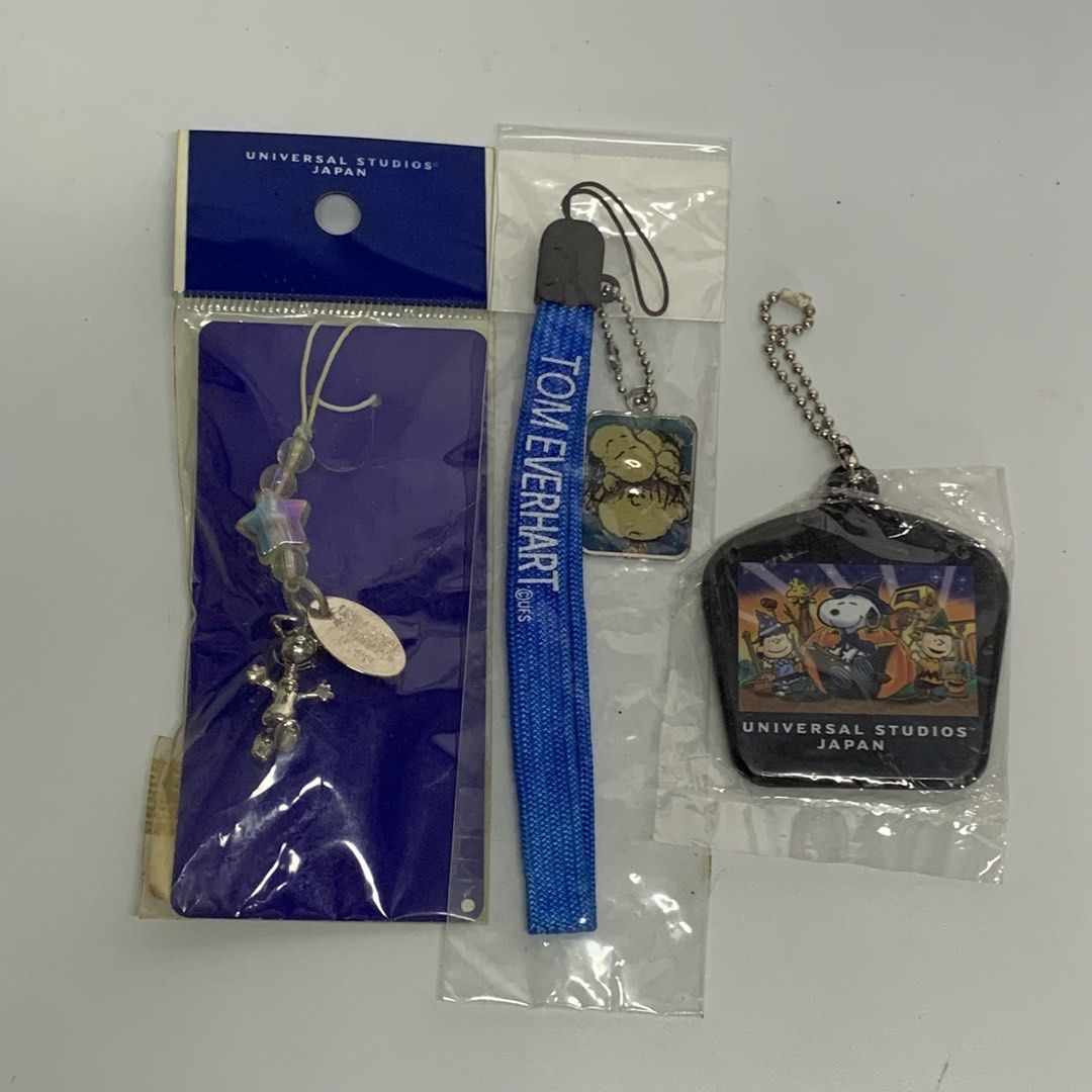 USJ Peanuts Snoopy Figure & Acrylic Keychain, Tom Everhart Peanuts Strap Set (Category: Character Goods) located in General Trias. Submitted by shxx_phine (Listing ID 1459291500, Image 1). Description: 📌LP posted, PLS refrain from haggling 📌 all items are japan surplus finds 📌 STRICTLY mine now, pay after invoice 📌 NO RUSH shipping (we ship every tues & fri, depending on our availability) 📌 NO cancellation, return and refunds mod | j&t, lala