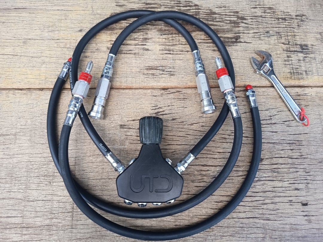UTD Scuba Diving Manifold And QC6 (Category: Other Sports Equipment and Supplies) located in Muntinlupa City. Submitted by dons1925 (Listing ID 1459346756, Image 1). Description: - UTD scuba diving Manifold material: Derlin - 2x QC6 male and Female in great condition meet Up: Lipa Batangas .