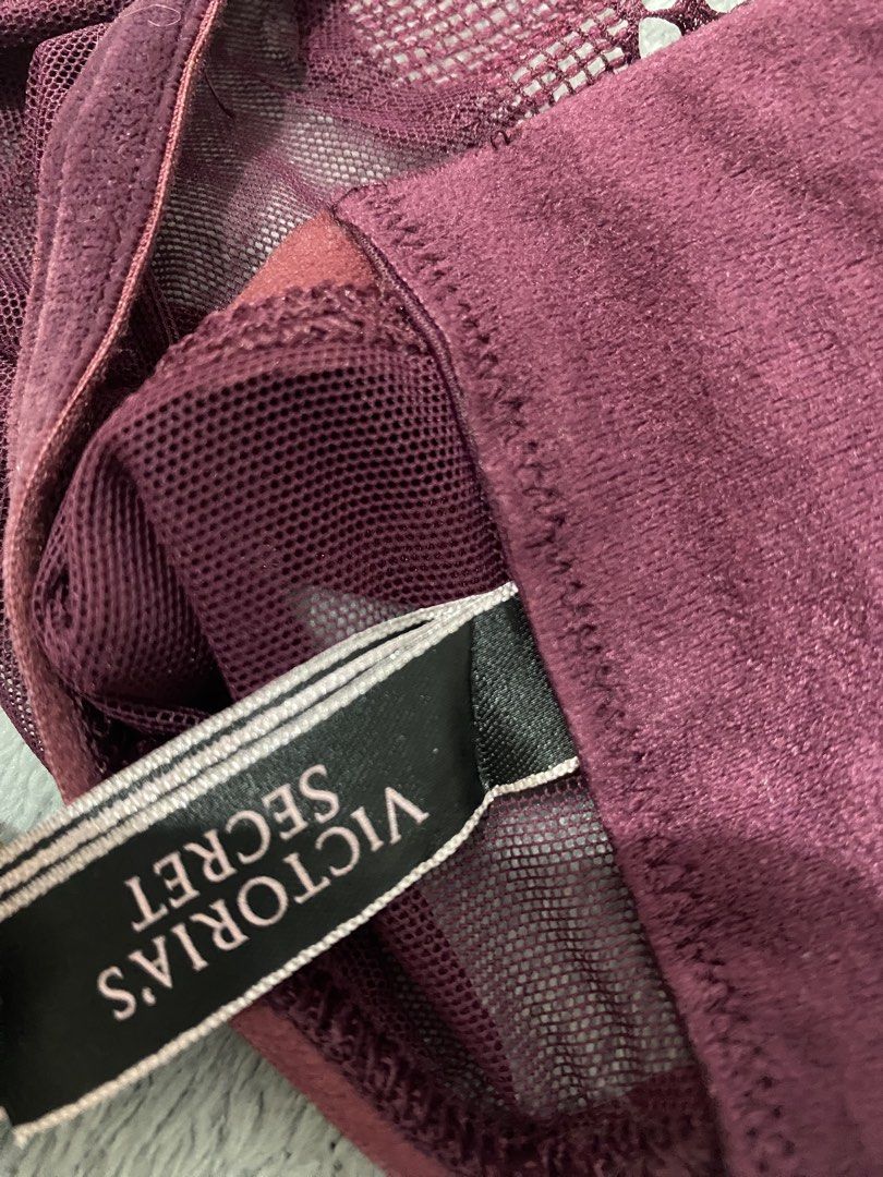 Victoria Secret Lace top (Category: Undergarments & Loungewear) located in Tuguegarao City. Submitted by Miss_mich (Listing ID 1459320675, Image 3). Description: see issue on the last pic.