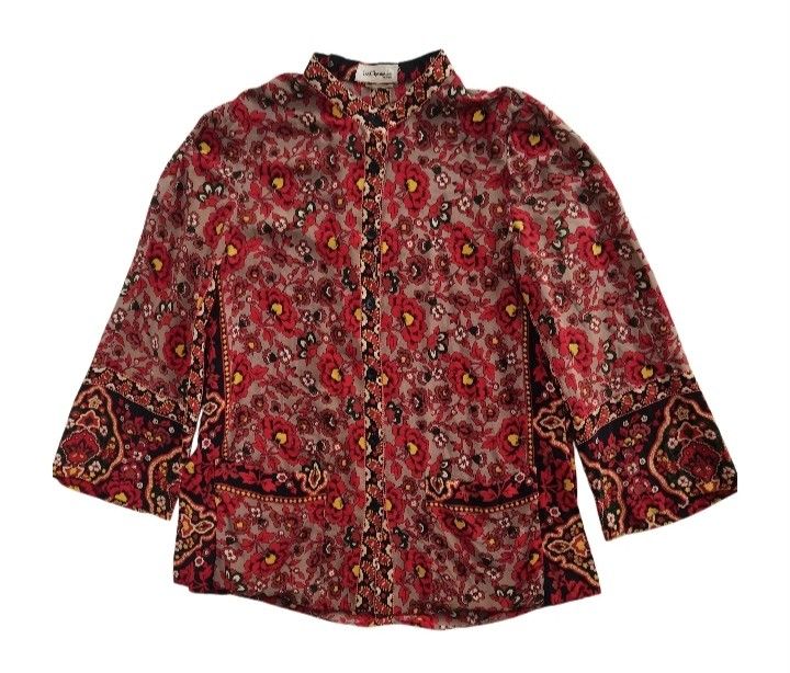 Vintage 100% pure silk button-down blouse from La Chamade de Mari. (Category: Longsleeves) located in Santa Cruz. Submitted by oddpenguin-4575 (Listing ID 1459450530, Image 1). Description: 📌.....P L E A S E R E A D..... 📌measurement:Laid flat Sh-13"/Sleeve-19.5"/Chest-16.5"/Lenght-25"/armhole-6.5"/armpit-8" 📌size:Filipino Women's Size Small (S) 📌Brand:Mont bell 📌color-9/10 📌This is a 100% pure silk button-down blouse from La Chamade de Mar