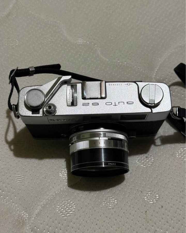 Vintage Film Camera Konica Auto S2 (Category: Cameras) located in Valenzuela. Submitted by altheaphia.alca_921 (Listing ID 1459461959, Image 2). Description: No need ng battery, film lang gagana na Camera & Lace only wala po akong example pics, pwede po kayong mag dala ng sariling film selling price 4.5k rush 4k Valenzuela Loc Meet up, pick up, Lalamove.