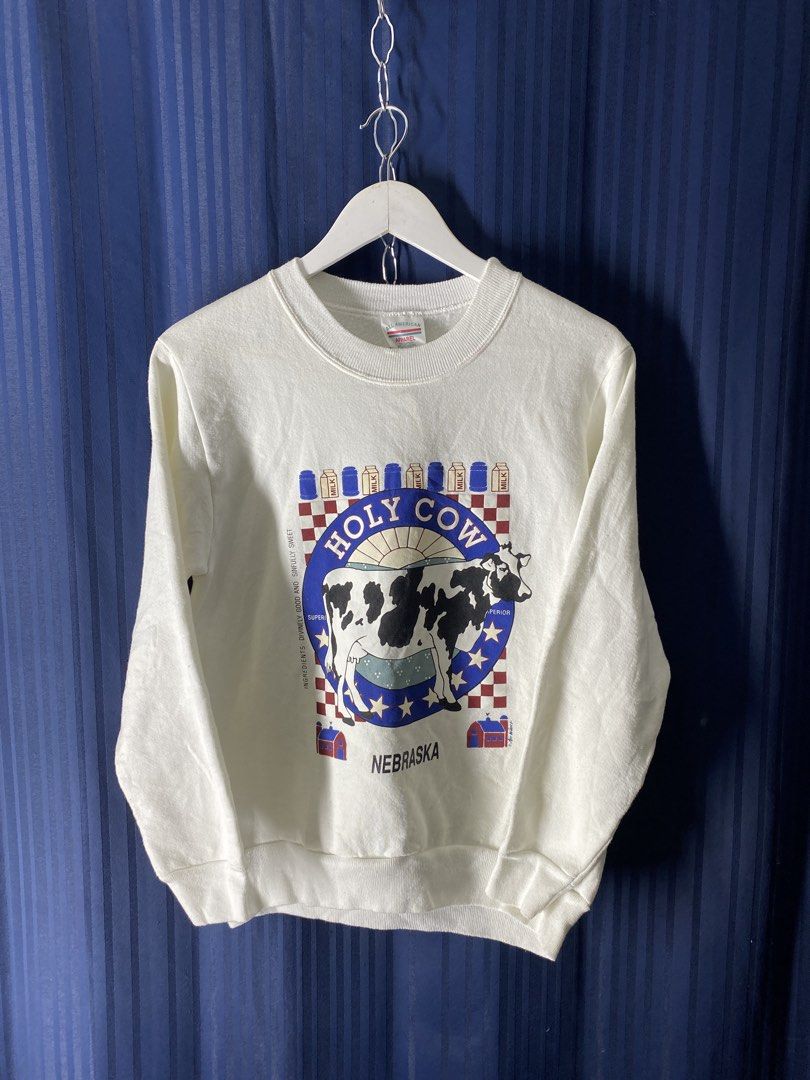 Vintage Holy Cow Crewneck (Category: Coats, Jackets and Outerwear) located in Pasig City. Submitted by lumangkamisa (Listing ID 1459383916, Image 1). Description: Medium on tag.
