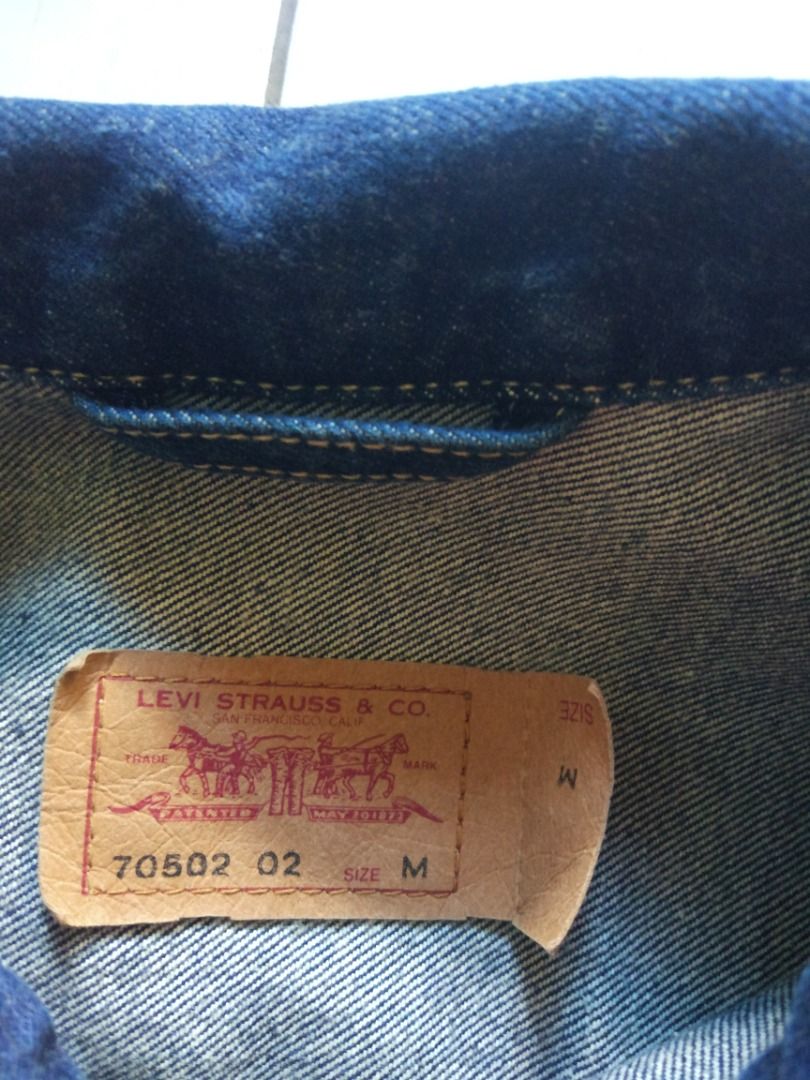 Vintage Levis Type 2 Denim Jacket M (Category: Coats, Jackets and Outerwear) located in Pasay City. Submitted by denimdude.ph (Listing ID 1459396653, Image 3). Description: .