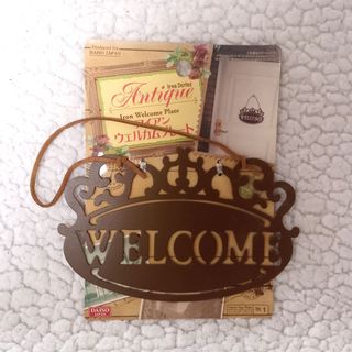 (Category: ) located in . Submitted by thriftedtreasures101.1 (Listing ID 1459321625, Image 1). Description: .