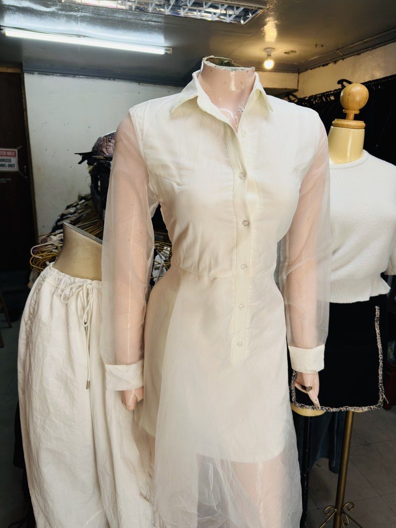 White Dress (Category: Dresses) located in Leyte. Submitted by zicloset.com (Listing ID 1459330543, Image 2). Description: 📌 Size: Medium-Large 📏 Measurements available upon request 💯 Good condition .