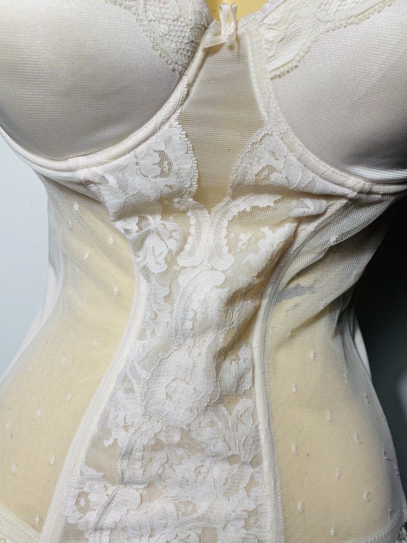 White Lace Corset Bustier with Adjustable Straps (Category: Others Tops) located in Dagupan City. Submitted by sj_styles0910. (Listing ID 1459473278, Image 3). Description: - White lace corset bustier - Satin-like cup with lace trim - Sheer mesh paneling with subtle polka dots - Adjustable straps for a comfortable fit - Beautiful intricate lace detailing on the front - Perfect for layering or as a statement piece.