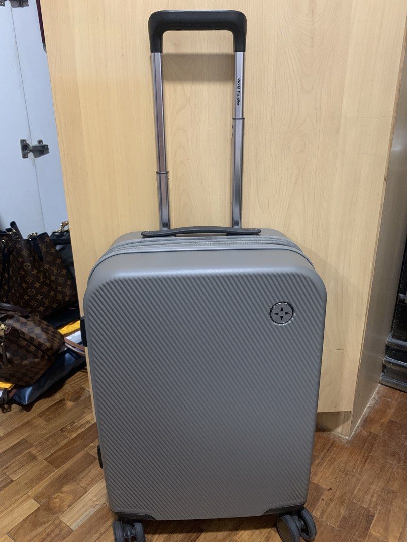 World Traveller Luggage (Category: Luggage) located in Caloocan City. Submitted by estrellamanila (Listing ID 1459338580, Image 1). Description: Used 2x only/ Rfs -do not want to use hand carry anymore during flight .