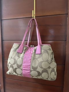 (Category: ) located in . Submitted by all.love.thrift.shop.v2 (Listing ID 1459297118, Image 1). Description: .