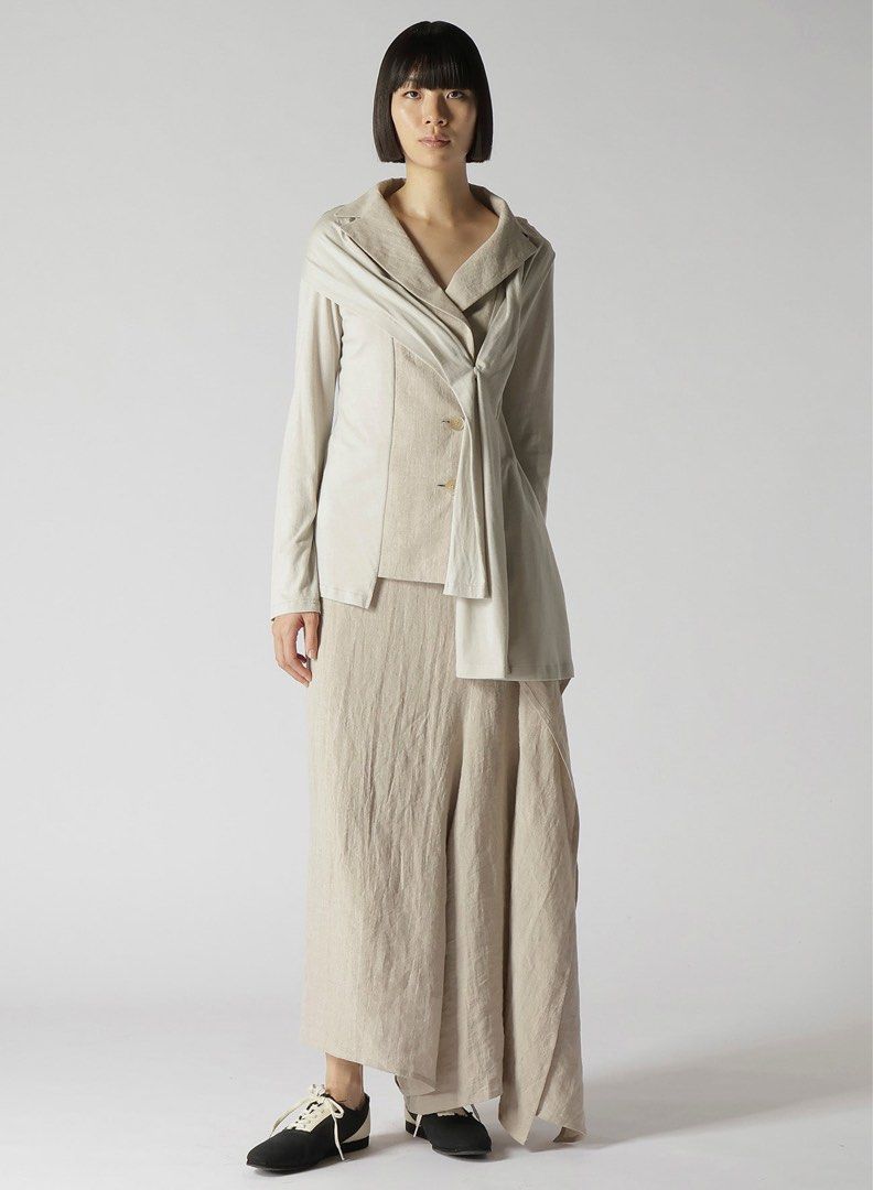 Yohji Yamamoto Notched-Lapels asymmetric Blazer jacket (Category: Luxury Apparel) located in Natividad. Submitted by endsource.ph (Listing ID 1459383203, Image 1). Description: Yohji Yamamoto Notched-Lapels asymmetric Blazer jacket ‎_____________ ‎Size: 2 on tag can fit Medium - Large ‎Width : 18 ‎Length: 28 ‎Shoulder: 17 ‎Sleeves: 26 ‎(actual dimension) ‎______________ ‎Like New Condition ‎(use once or twice) ‎Lightly Used Condition ‎(used w/car