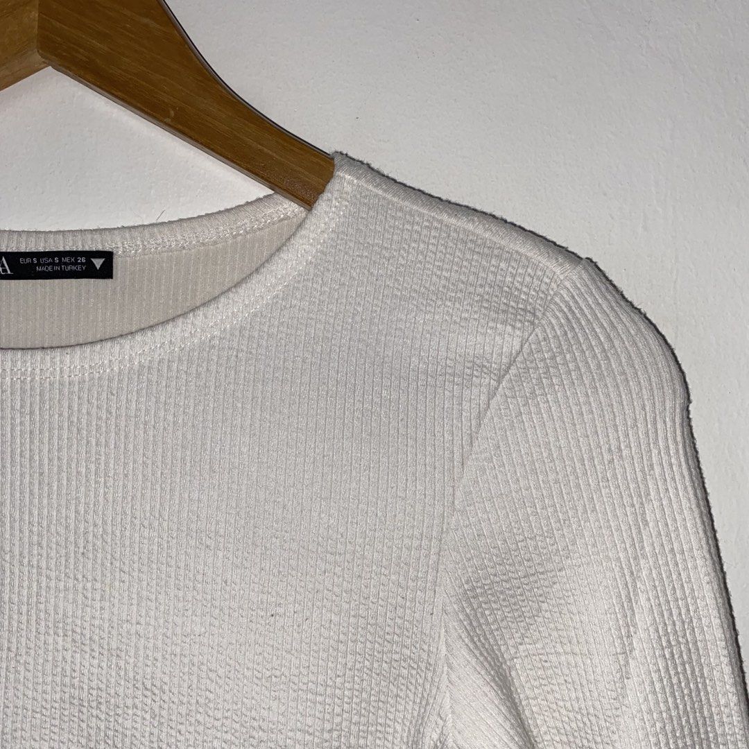 ZARA rib cropped top (Category: Longsleeves) located in San Jose del Monte. Submitted by mamiracky (Listing ID 1459366233, Image 2). Description: .