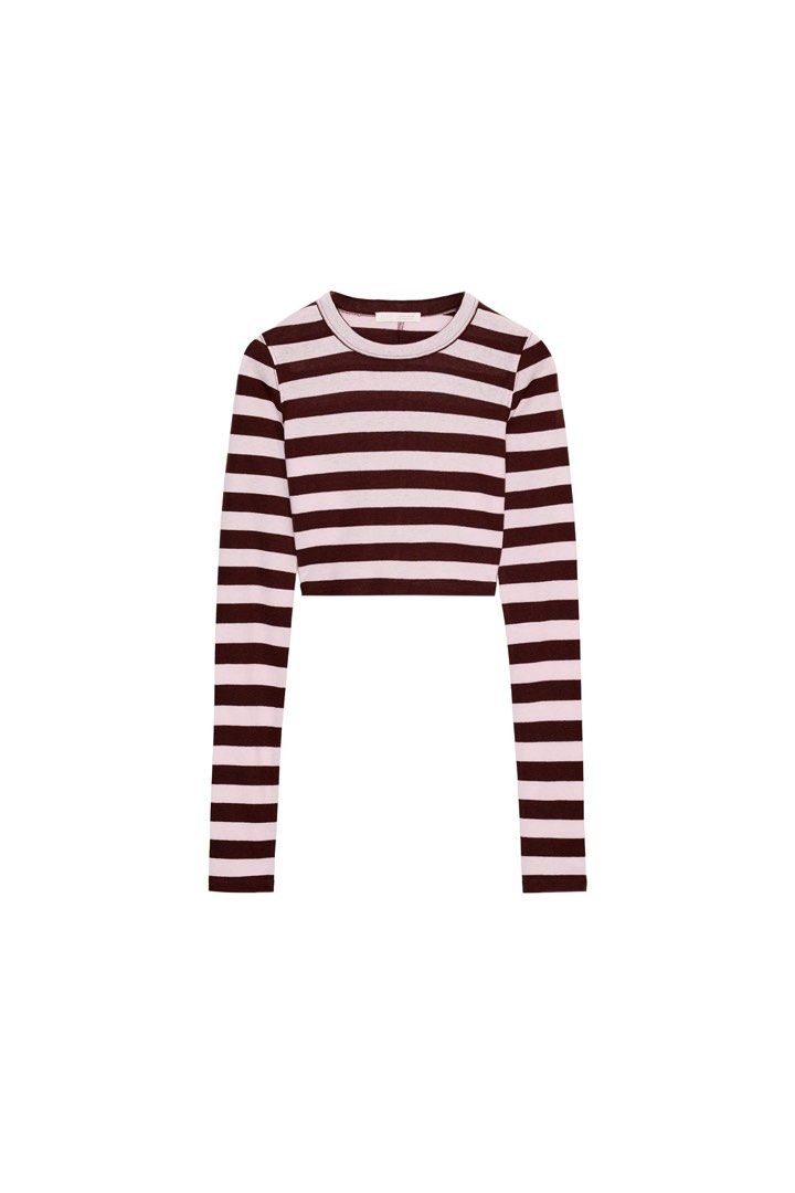 ZARA Striped Long Sleeve Crop Top (Category: Longsleeves) located in Manila. Submitted by de.clutterthings (Listing ID 1459323739, Image 1). Description: - Zara striped crop top - Colors: Brown and soft pinkish-white stripes - Style: Long sleeves, fitted - Length: Hits right above the belly button - Versatile: Pairs well with high-waisted jeans or skirts - Perfect for: Comfortable and stylish everyday wear - Negotiable!.