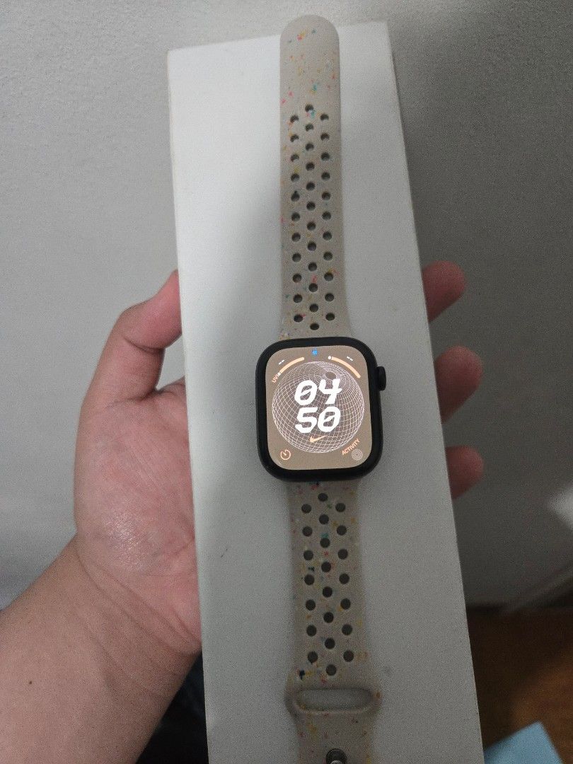 100 BH Apple Watch 10 (Category: Wearables & Smart Watches) located in Quezon City. Submitted by ppandablabla (Listing ID 1465017358, Image 1). Description: Negotiable if u can get before Sunday rfs barely used kasi naka samsung phone..
