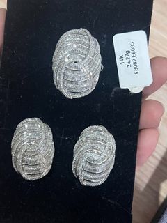 (Category: ) located in . Submitted by primejewelry (Listing ID 1465013669, Image 1). Description: .