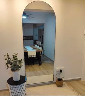 (Category: ) located in . Submitted by joggerislandfurniture (Listing ID 1464984067, Image 1). Description: .