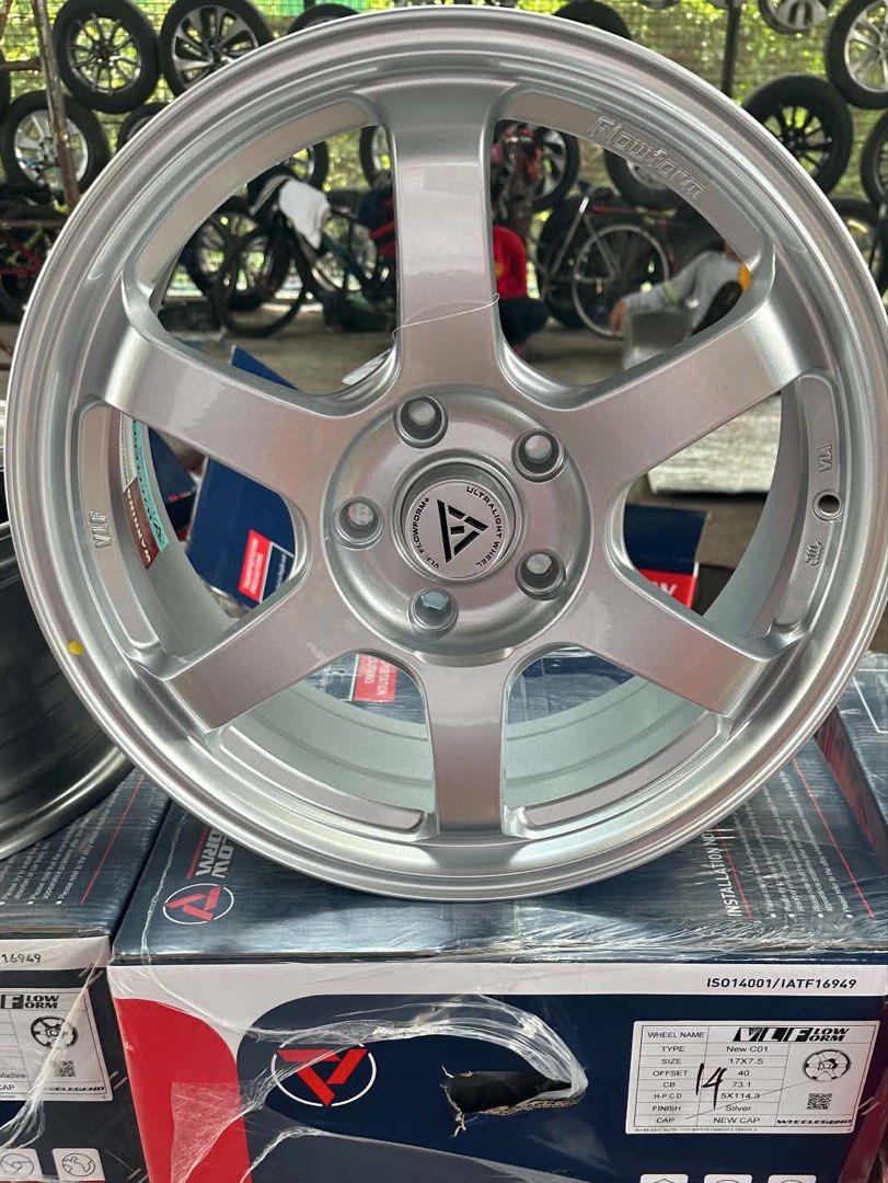 18” VLF-NEW C01 Silver 5Holes pcd 114 Bnew (Category: Mags and Tires) located in Quezon City. Submitted by mindanaotyrehaus (Listing ID 1465065970, Image 2). Description: 4pcs. 18” VLF-NEW C01 Silver Brandnew magwheels available fitment: 5Holes pcd 114 x8.5 width/ offset 40 Forged Finish light weight Sold as set 4pcs for 30,000 pesos mags only *price may change without prior notice *txt or call us to check availability * fix price * Cash transact