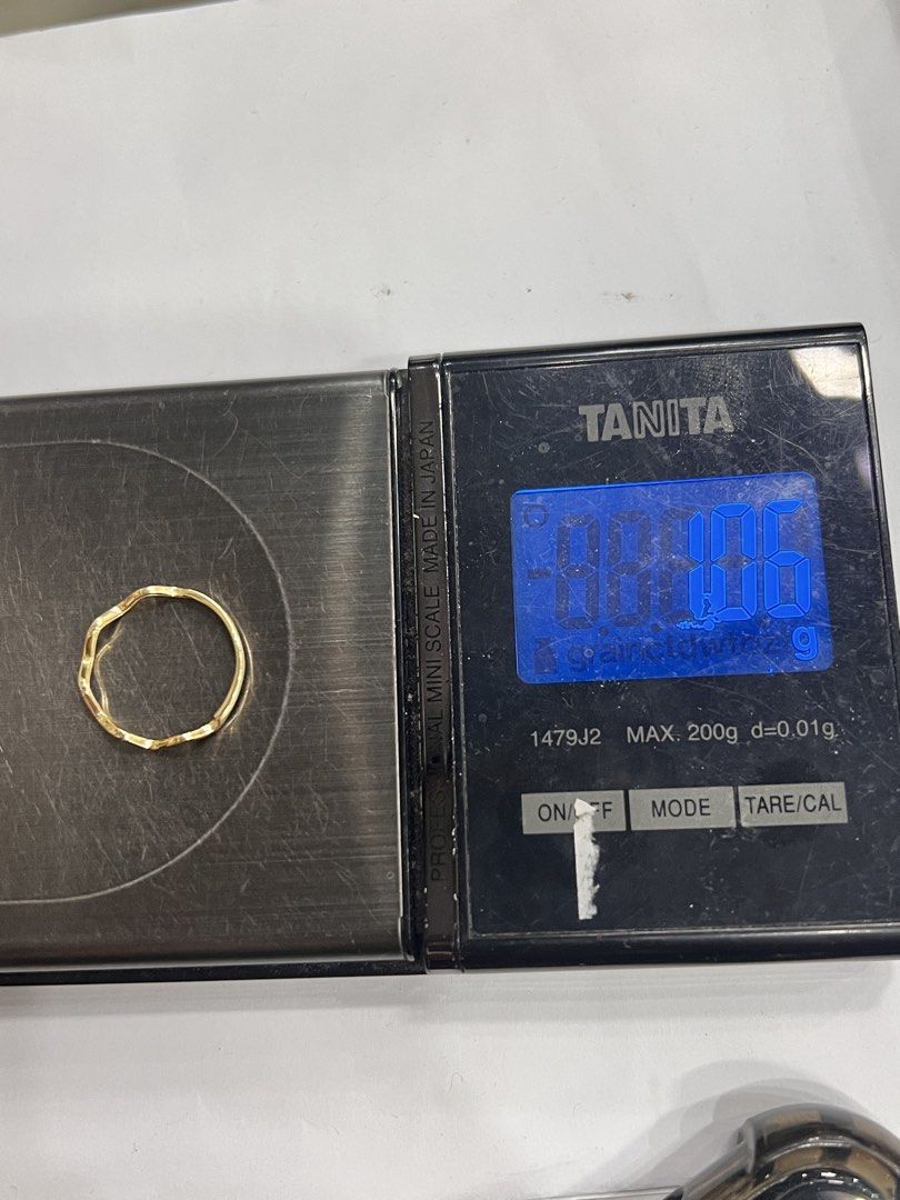 18k saudi gold ring (Category: Rings) located in Manila. Submitted by mightystone_77b719 (Listing ID 1464990065, Image 2). Description: .