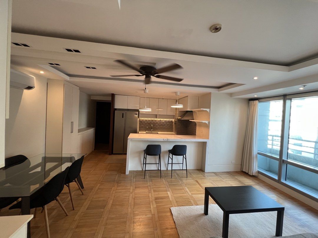1 Bedroom Unit at One Mckinley Place (Category: Apartments & Condos) located in Taguig. Submitted by arthurtan0501 (Listing ID 1465051209, Image 1). Description: One Mckinley Place, BGC 1 Bedroom Unit 76 sqm Semi-furnished 1 Parking Slot No pets .