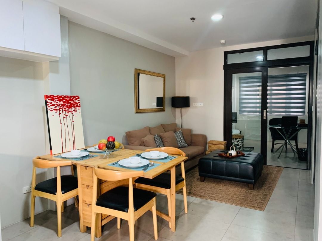 2 BR CONDO FOR SALE (Category: Apartments & Condos) located in Caloocan City. Submitted by paradoresdevigan56961 (Listing ID 1465166561, Image 2). Description: The 2-bedroom units at Vivere Condominium in Vigan City offer spacious layout designed for families, featuring two bedrooms, one bathroom, and a private balcony. Unit & Pricing Details • Available Units: Our 61 sqm two-bedroom units remain available as of recent updates. • Layout: 2 bedroo