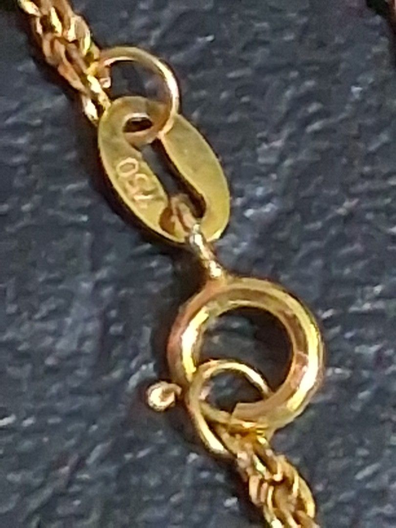 2 pcs Saudi Gold 18k Necklace(Putol) (Category: Body Jewelry) located in Mandaluyong City. Submitted by daddyjpanlilio24 (Listing ID 1465097807, Image 2). Description: P 6500/gram FIX PRICE Total 3.99 grams X 6500=P 25,935 Selling both not per pc. -18 inches putol -16 inches sira lock With au750 markings For pick up sa bahay lang no meet up Dala ka pang test mo Mandaluyong.
